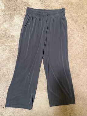 Soft ankle length Pants - gray